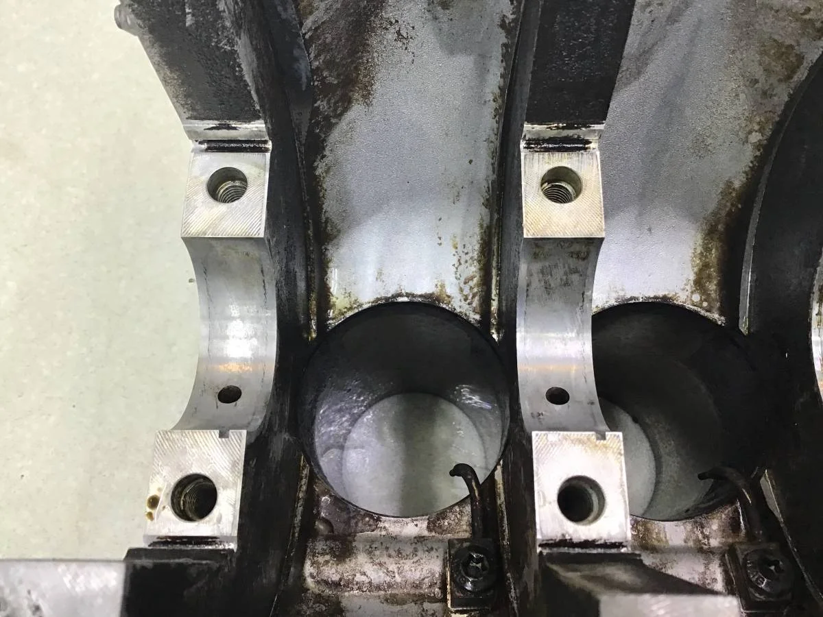 Блок двигателя Skoda Yeti (5L) 2009-2018 [03F103101B] - миниатюра 10