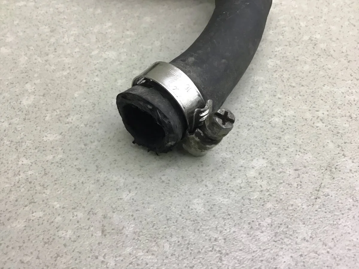Патрубок Renault Duster (HS) 2010-2021 [6001548891] - миниатюра 2