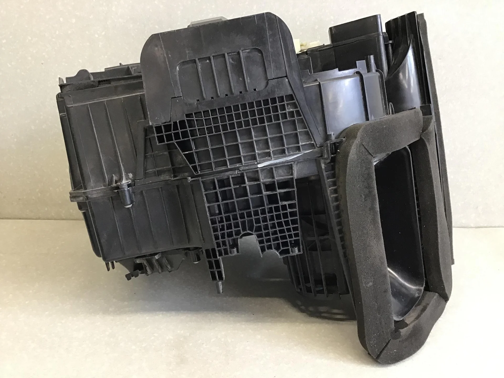 Корпус отопителя, Renault Sandero 2009-2014 [ 271108477R] - миниатюра 5