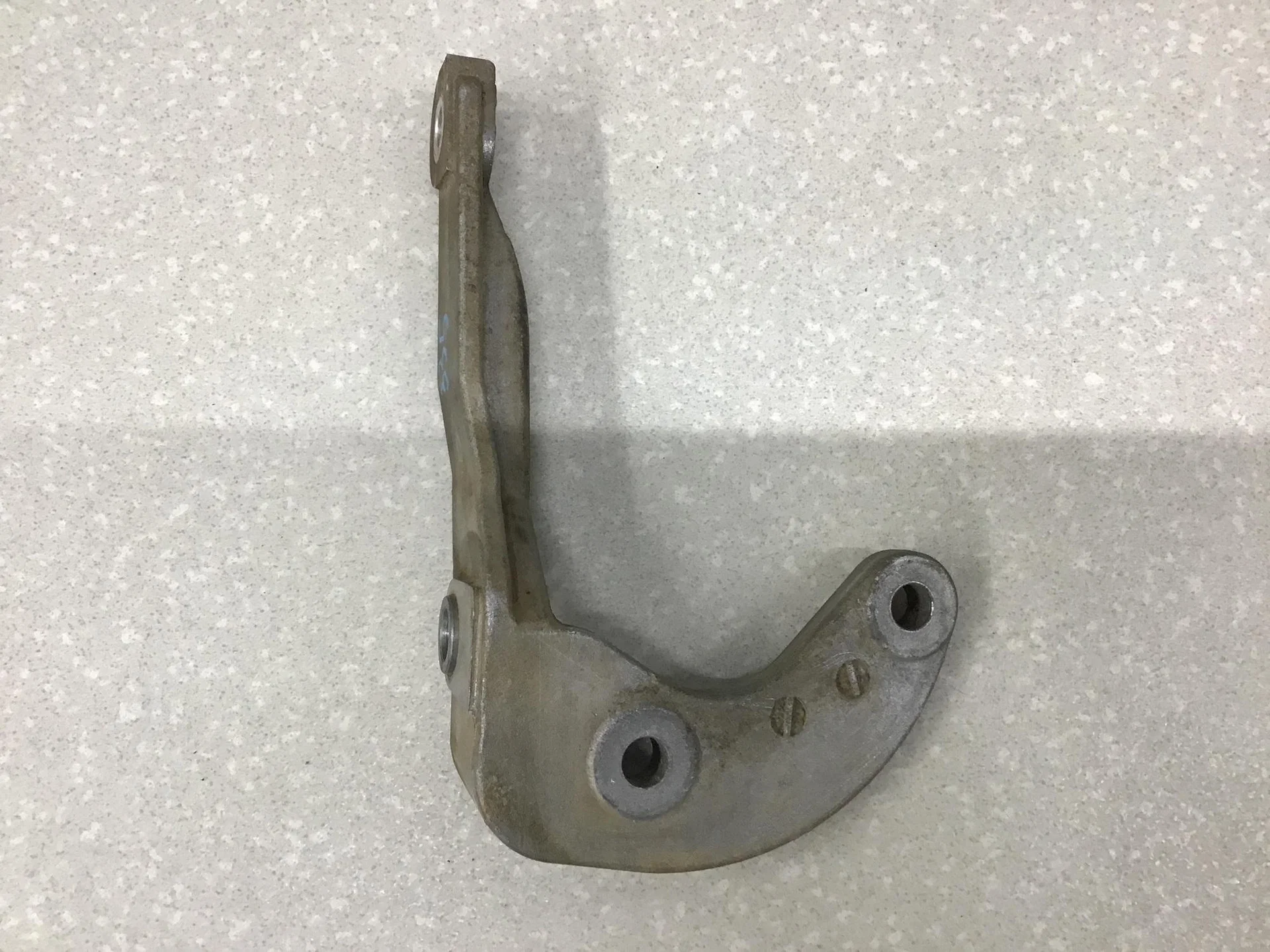 Кронштейн КПП, Renault Duster I 2012-2021 [339305631R] - миниатюра 4