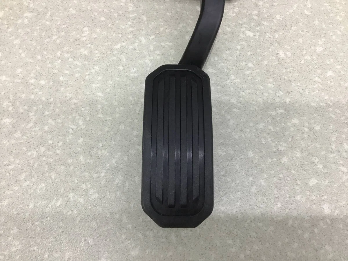 Педаль газа Toyota Camry (V50) 2011-2017 [7811033101] - миниатюра 2