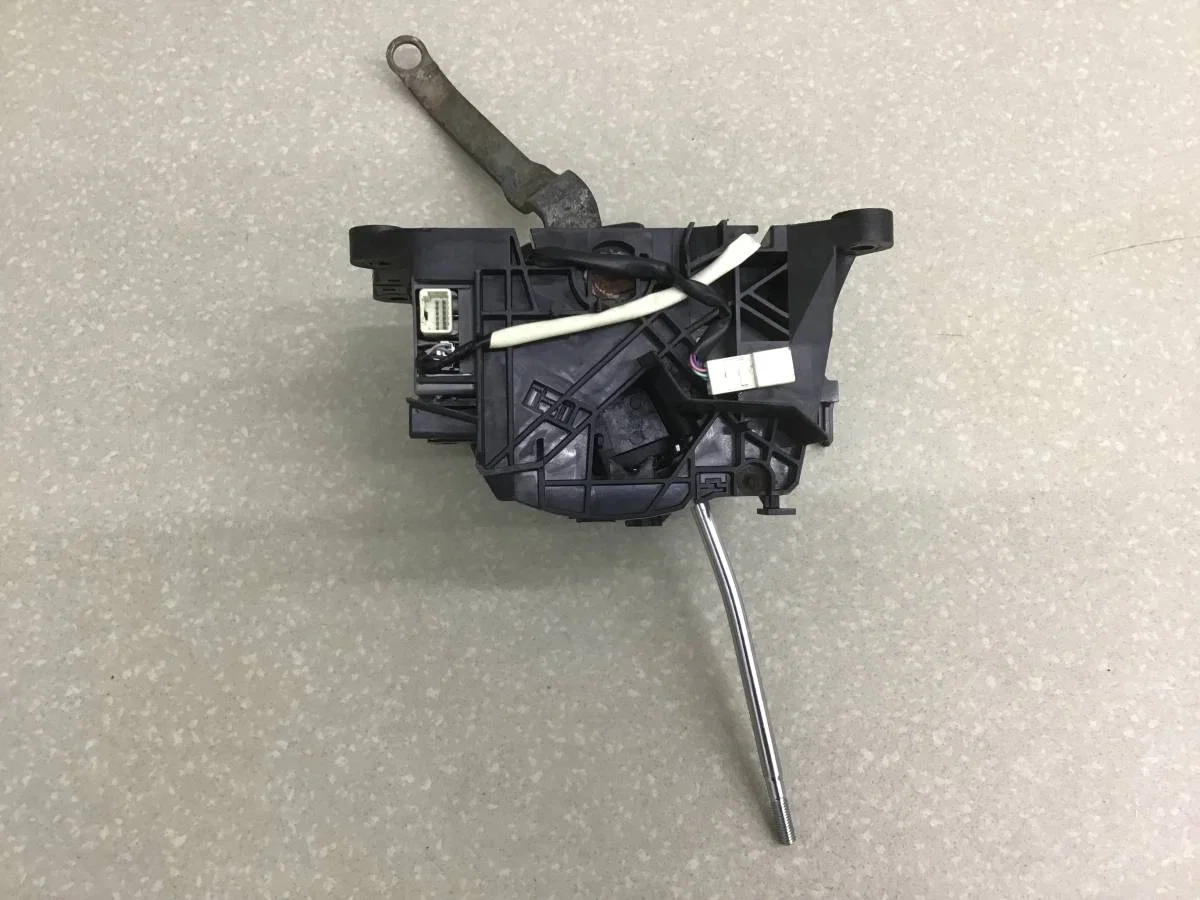 Кулиса КПП Lexus LX570 (URJ201) 2007-2015 [3355060830] - миниатюра 2
