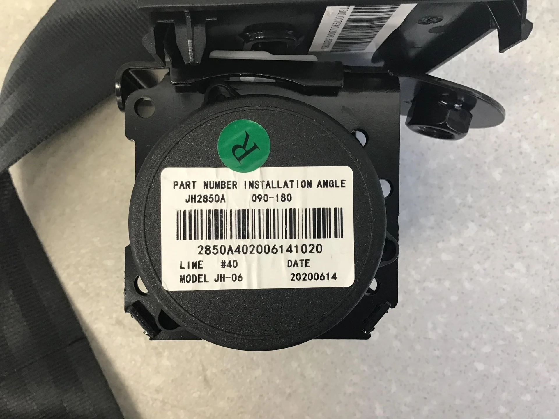Ремень безопасности FAW Besturn X40 (D181) 2016-2022 [1BA057730A] - миниатюра 5