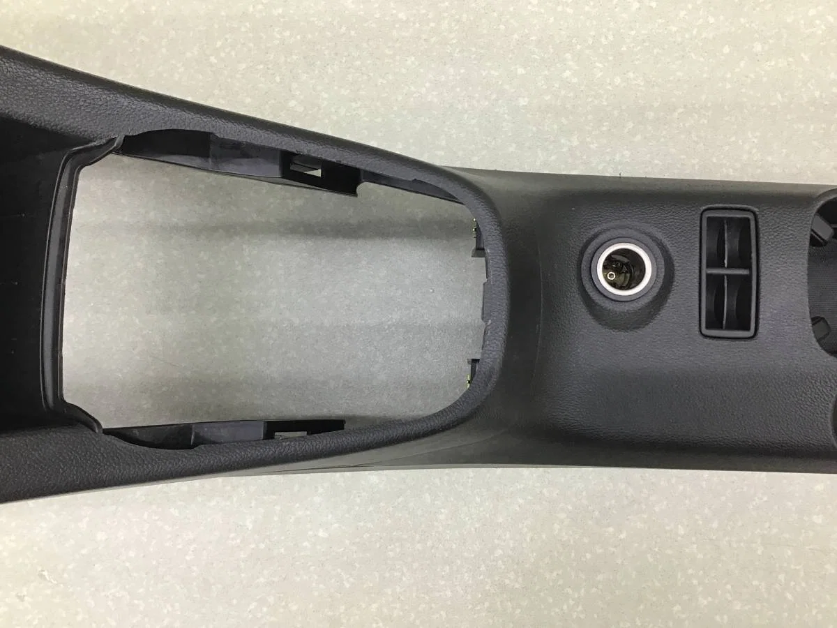 Консоль центральная Chevrolet Aveo T300 2011> [96954739] - миниатюра 10