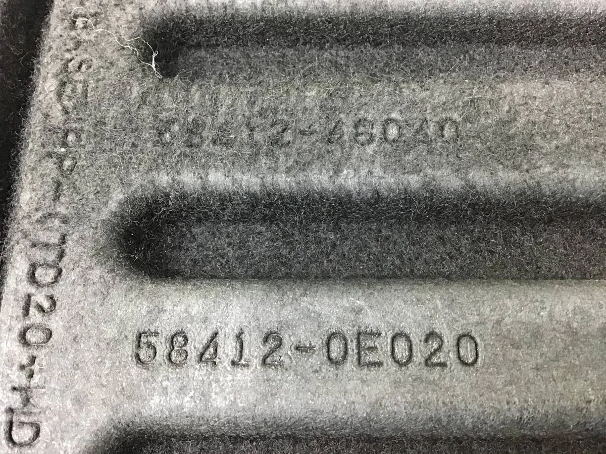 Пол багажника Toyota Highlander (U40) 2007-2013 [5841248040] - миниатюра 7