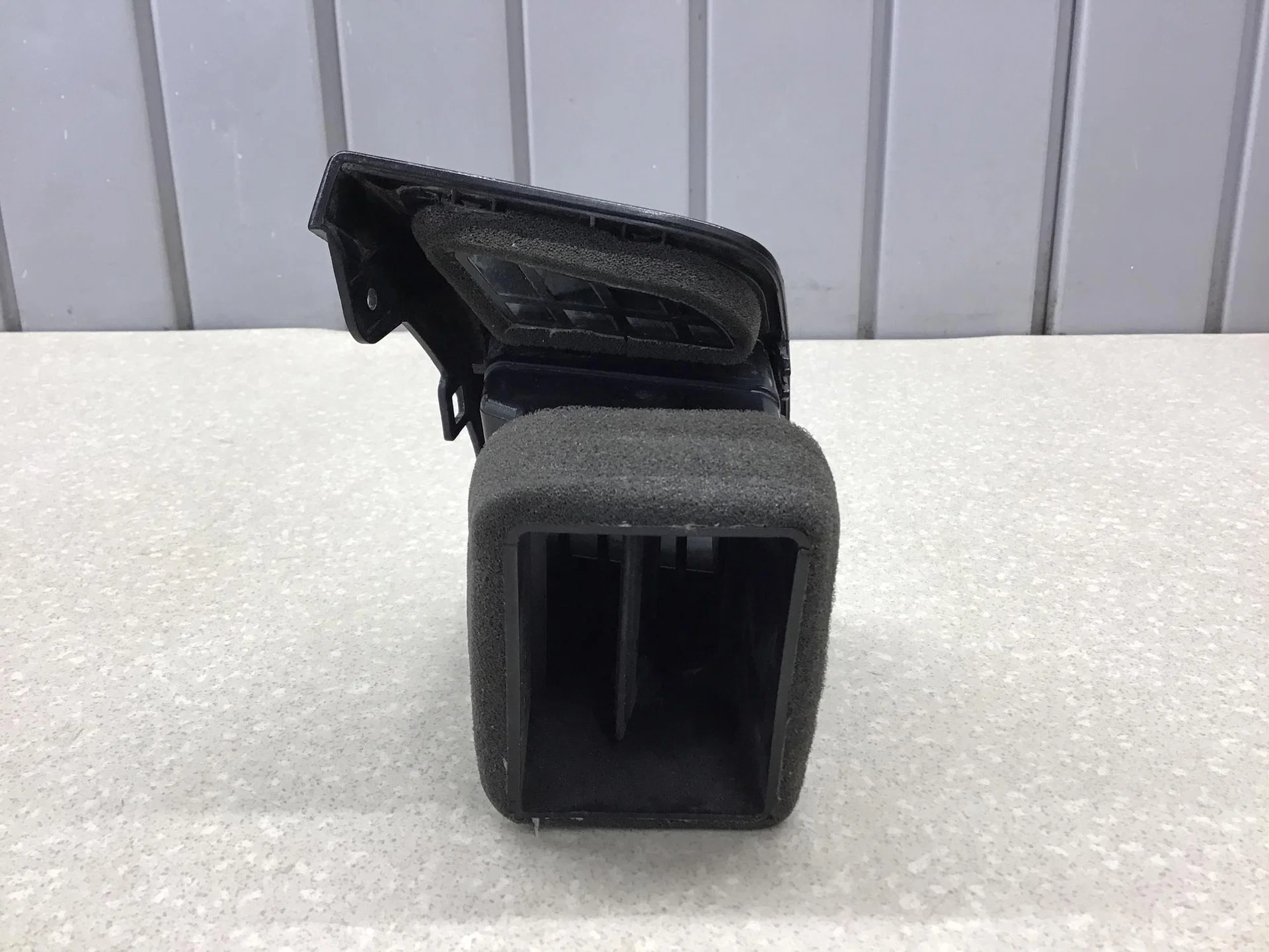 Дефлектор воздушный, Geely EMGRAND EC7 2008> [1068002235] - миниатюра 3