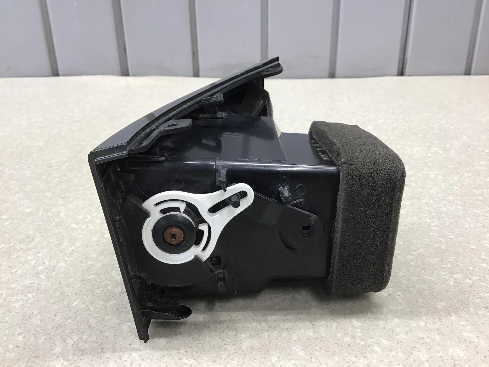 Дефлектор воздушный, Geely EMGRAND EC7 2008> [1068002235] - миниатюра 5