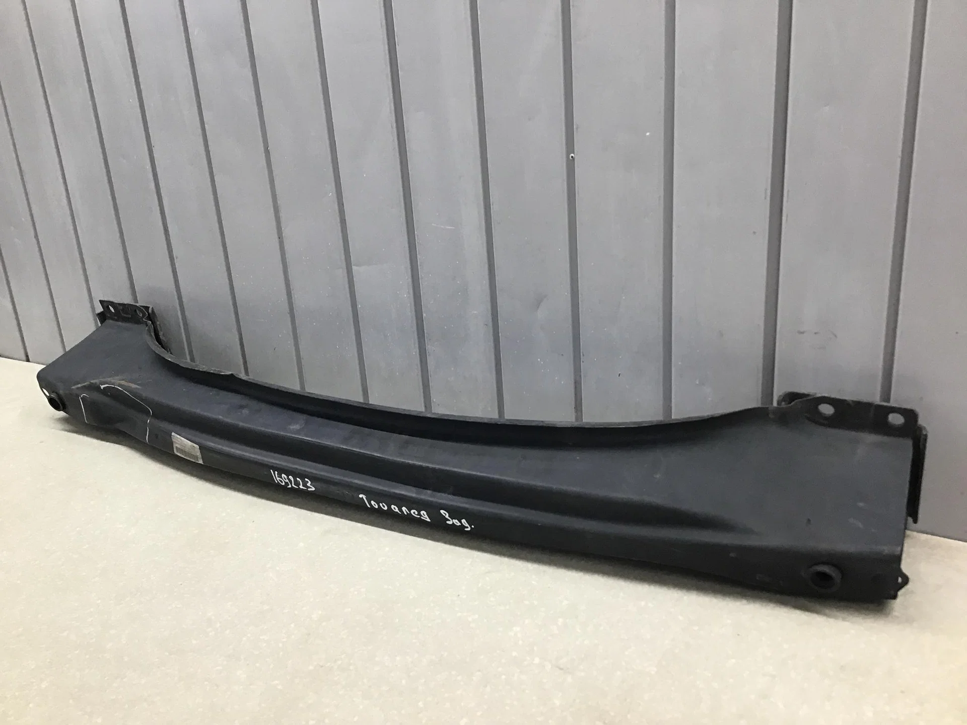 Усилитель заднего бампера, VW Touareg 2010-2018 [7P0807309A] - миниатюра 3