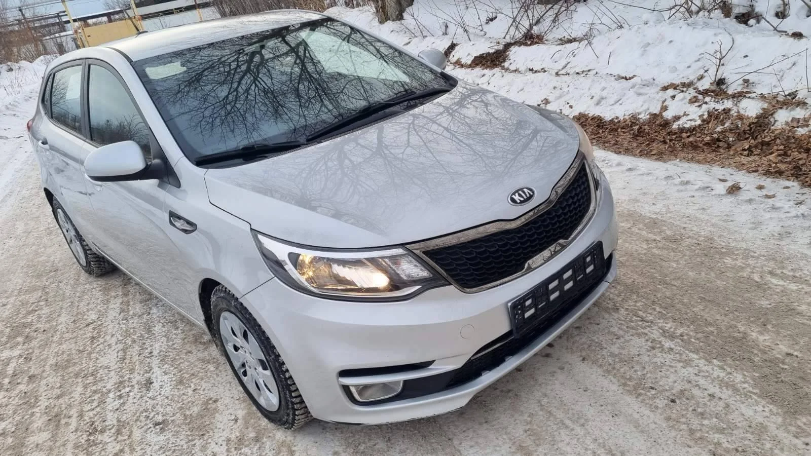 Уплотнитель двери, Kia RIO 2011-2017 [831104Y200] - миниатюра 3