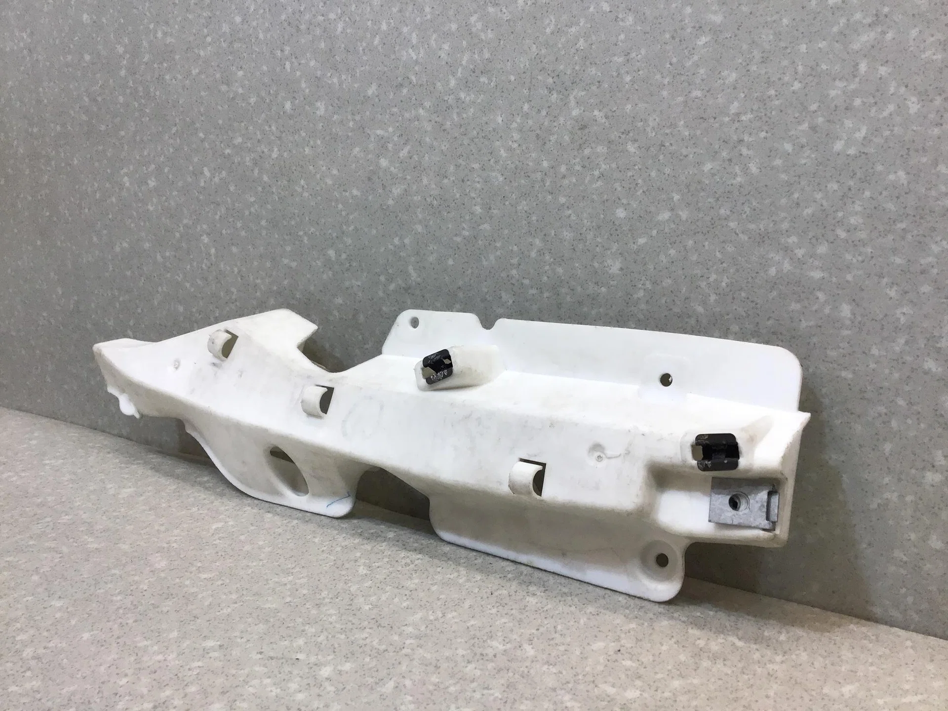 Кронштейн (сопут. товар), VW Jetta 2006-2011 [1K5880679] - миниатюра 3