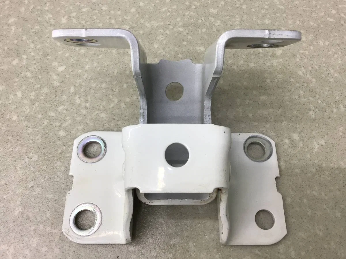 Петля двери передней левой верхняя Isuzu NQR 2005> [8981913020] - миниатюра 4