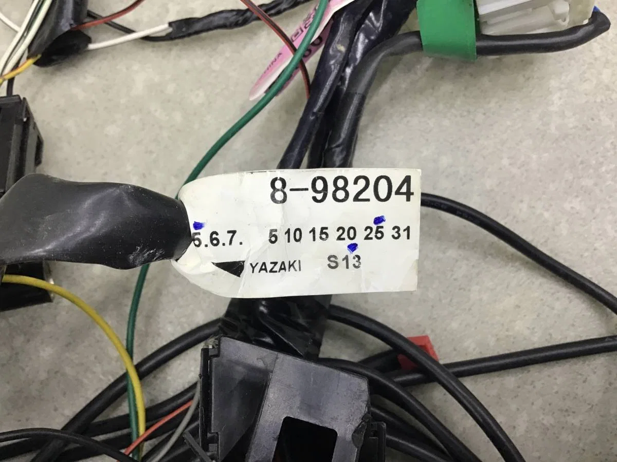 Проводка под торпедо Isuzu NQR 2005> [8982008740] - миниатюра 10
