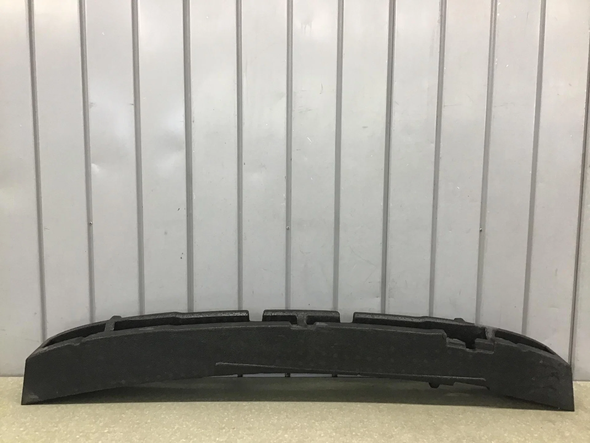 Наполнитель переднего бампера Nissan Qashqai (J11) 2014> [620904EA0A] - миниатюра 4