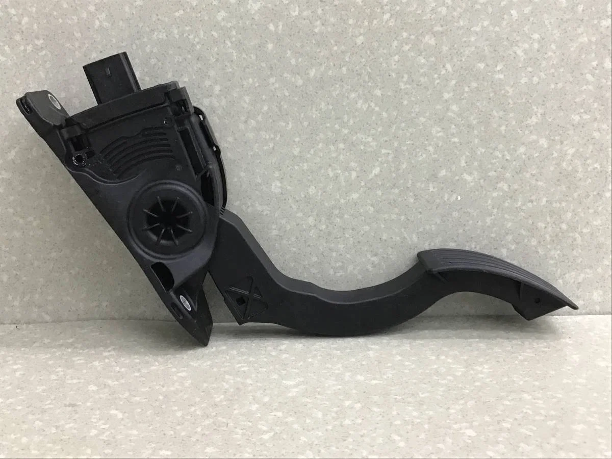 Педаль газа Mazda 3 (BL) 2009-2013 [BBM241600A] - миниатюра 3