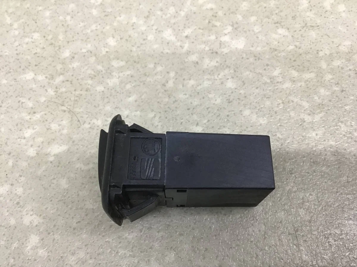 Разъем Seat Leon (1P1) 2005-2013 [6L0035475] - миниатюра 3