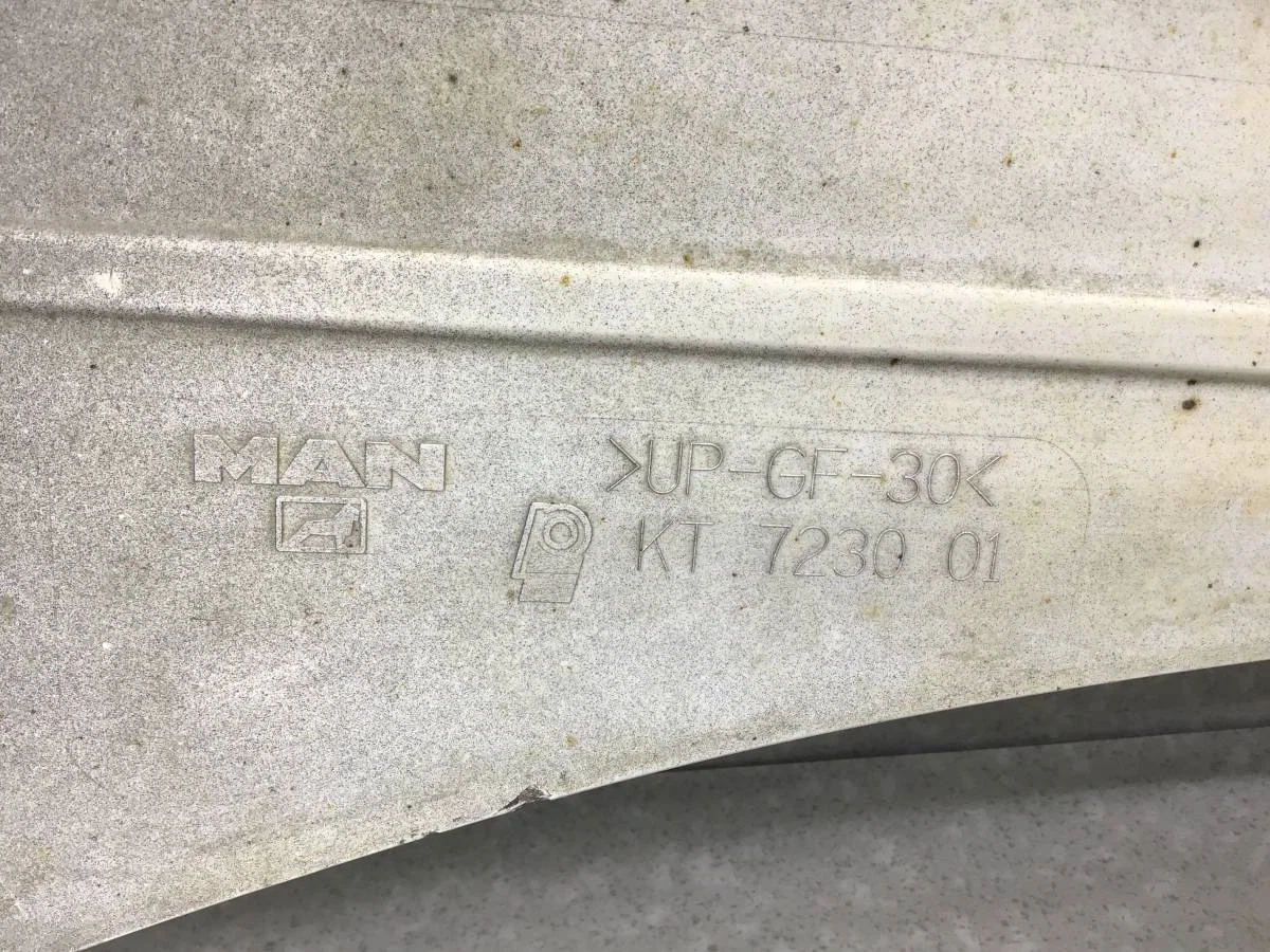 Накладка переднего крыла левого MAN TGA 2007> [82615100057] - миниатюра 10