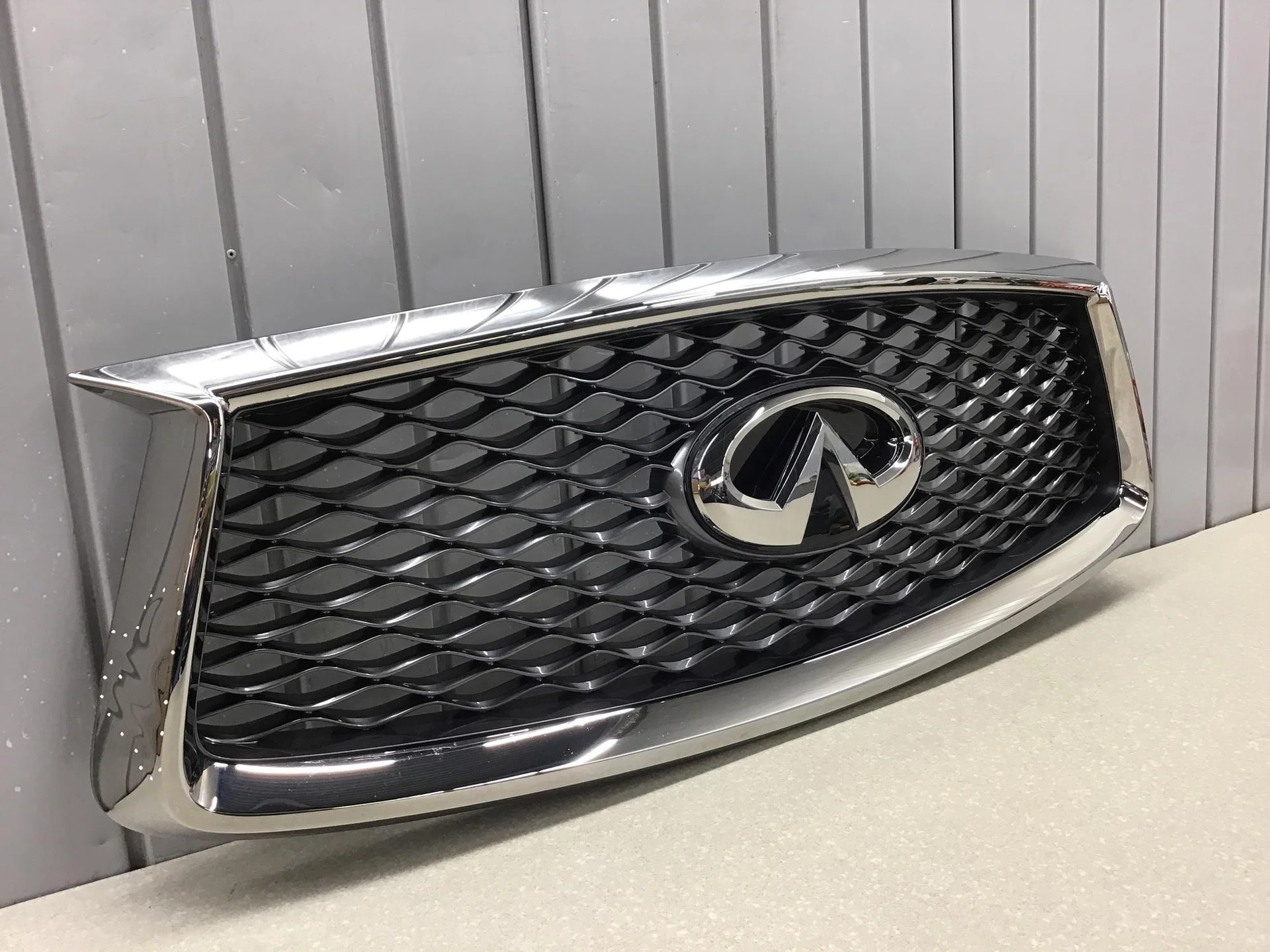 Решетка радиатора, Infiniti QX50 (J55) 2017> [623105NA0A] - миниатюра 2