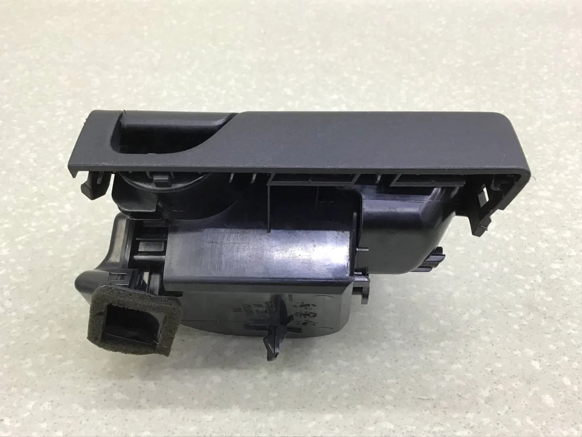 Подстаканник Nissan X-Trail (T31) 2007-2014 [68430JG00A] - миниатюра 4