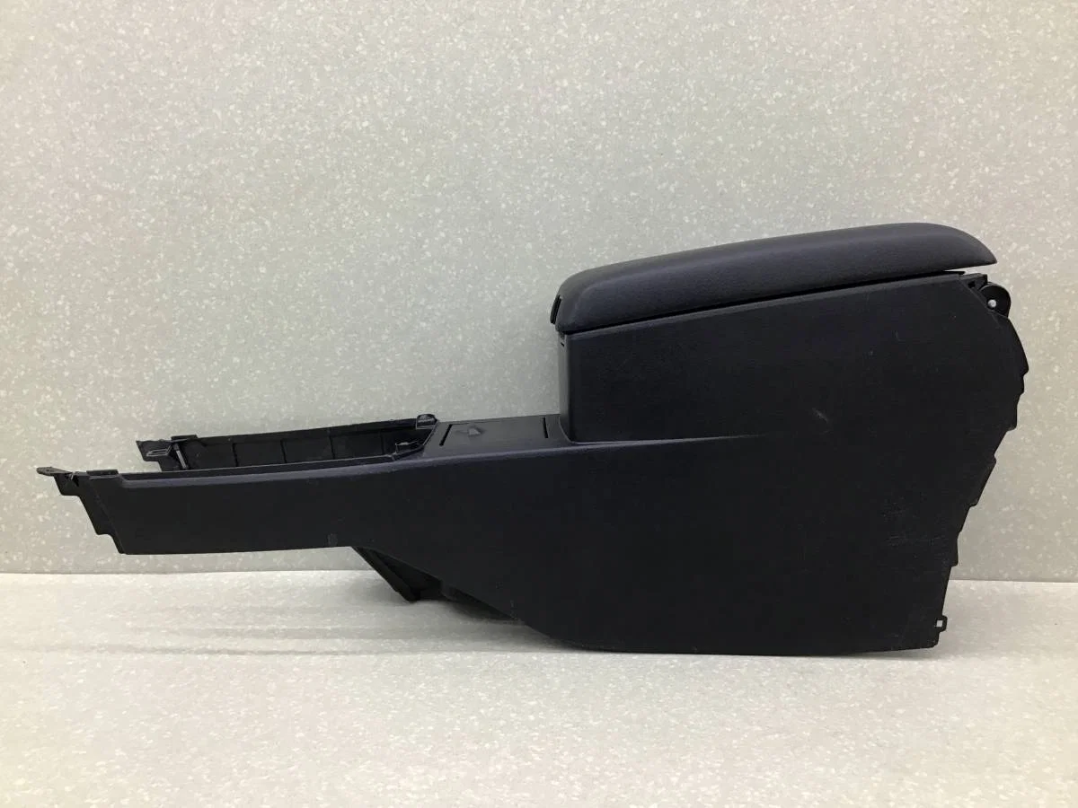 Подлокотник Toyota Camry (V50) 2011-2017 [5881033261C0] - миниатюра 5