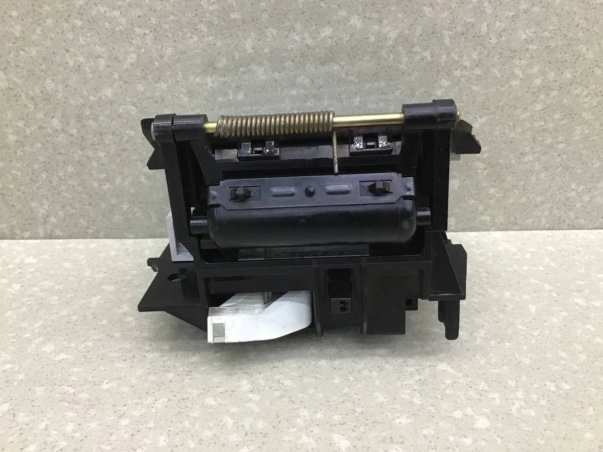 Пепельница передняя Nissan Maxima (A32) 1995-2000 [6880031U10] - миниатюра 7