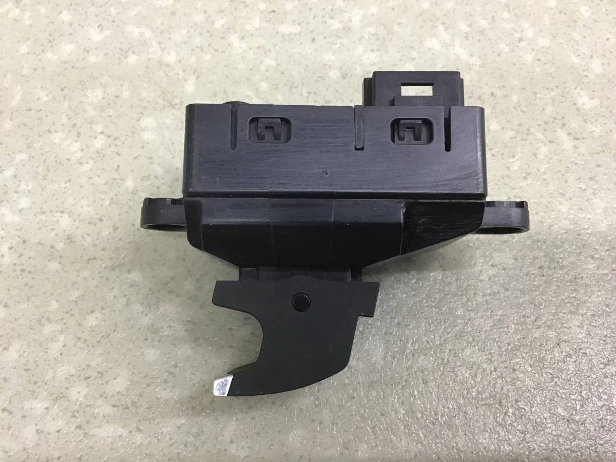Кнопка стеклоподъемника Haval H6 2013-2020 [3746205XKZ36A] - миниатюра 2