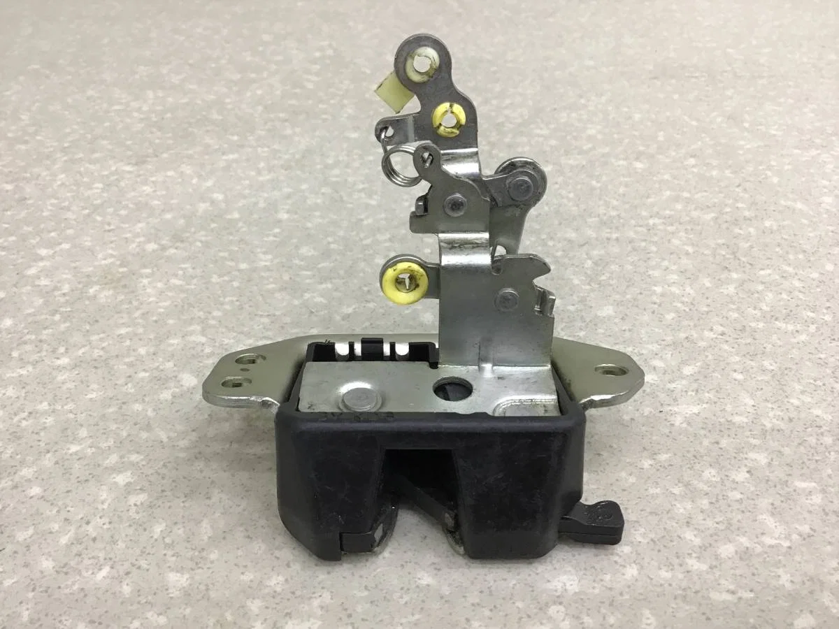 Замок багажника Chevrolet Aveo T250 2005-2011 [96454966] - миниатюра 3