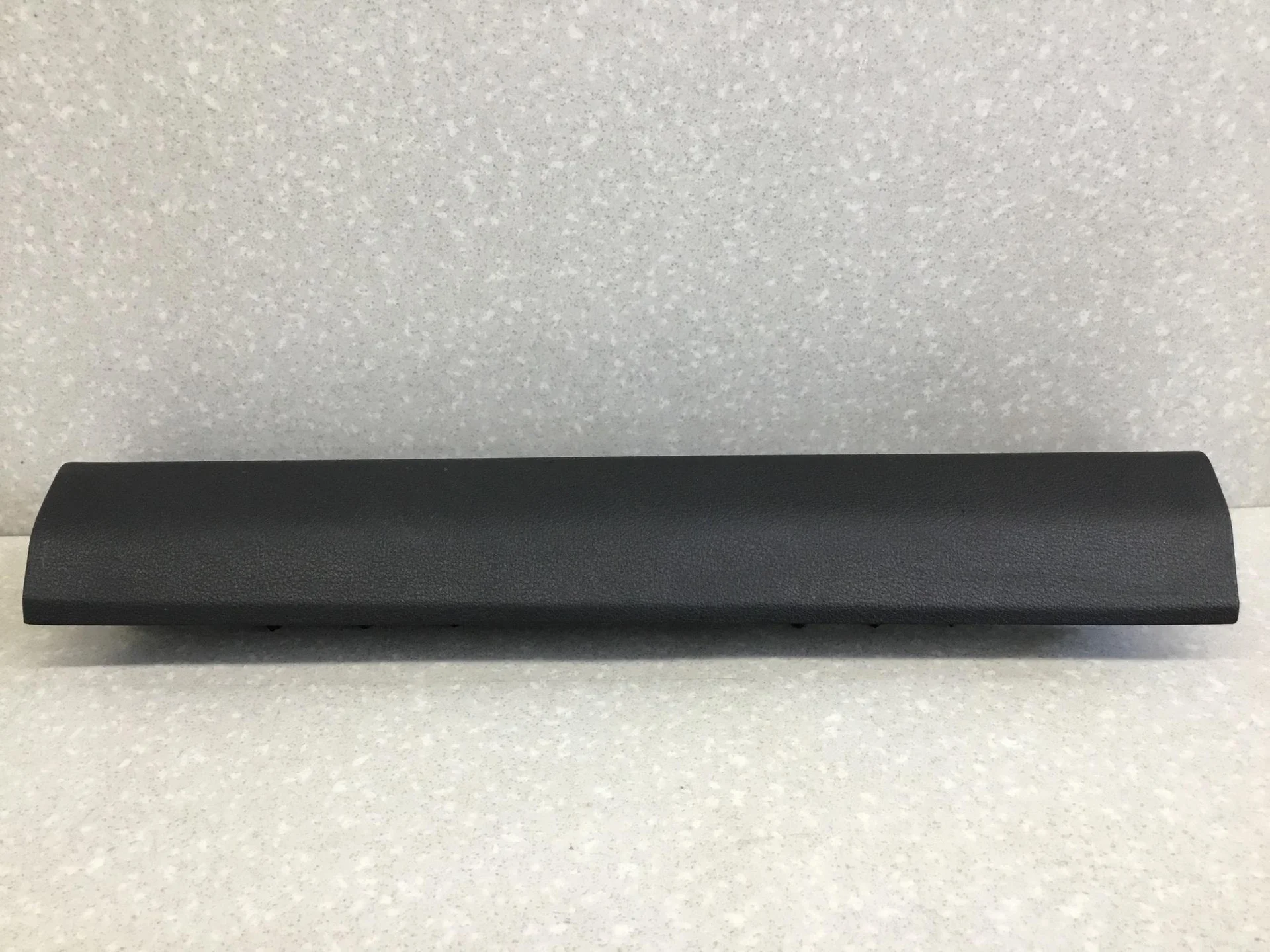 Накладка порога (внутренняя) FAW Besturn X40 (D181) 2016-2022 [1BA068720] - миниатюра 2