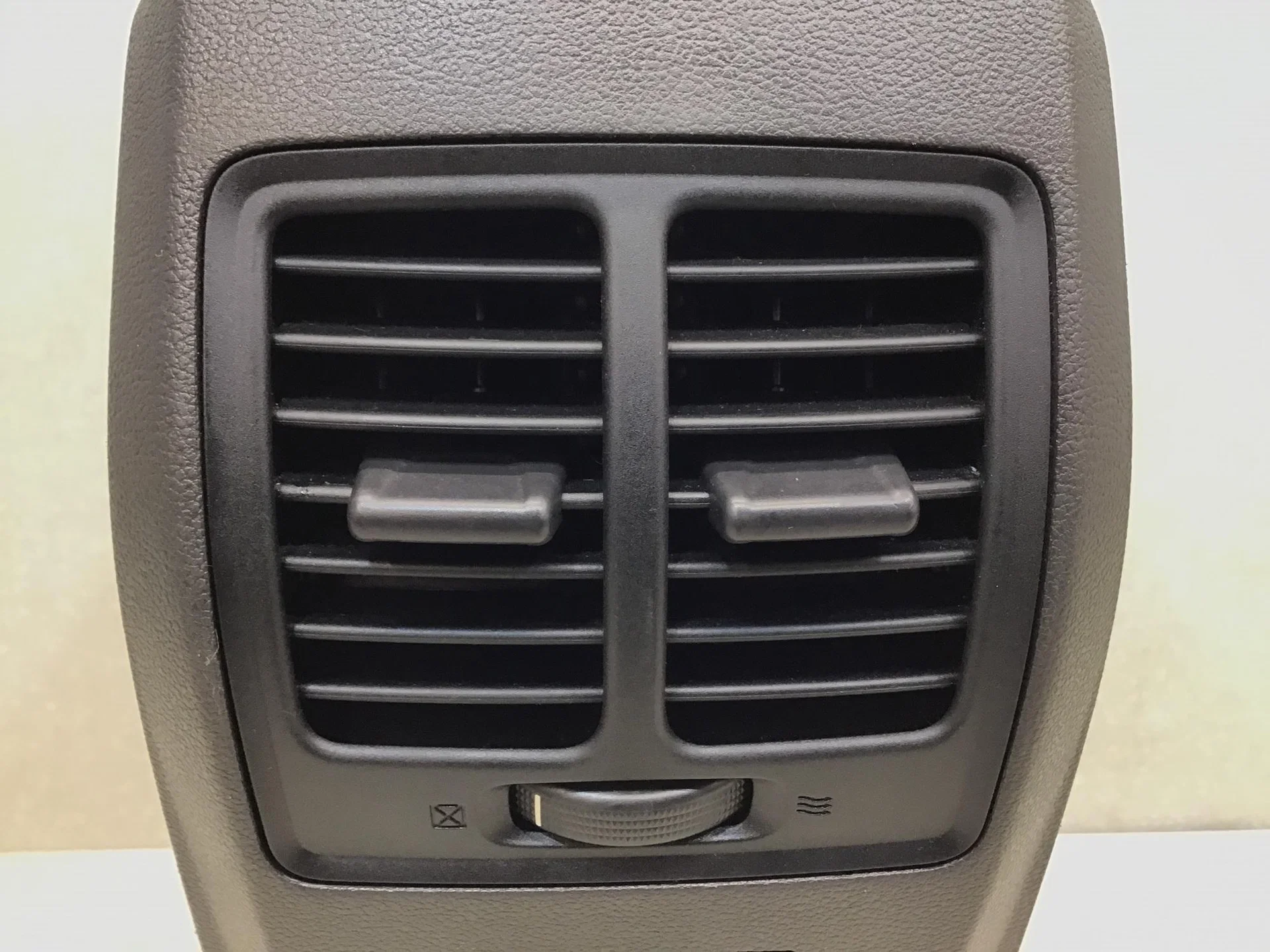 Подлокотник, Ford Kuga 2012> [1831677] - миниатюра 3