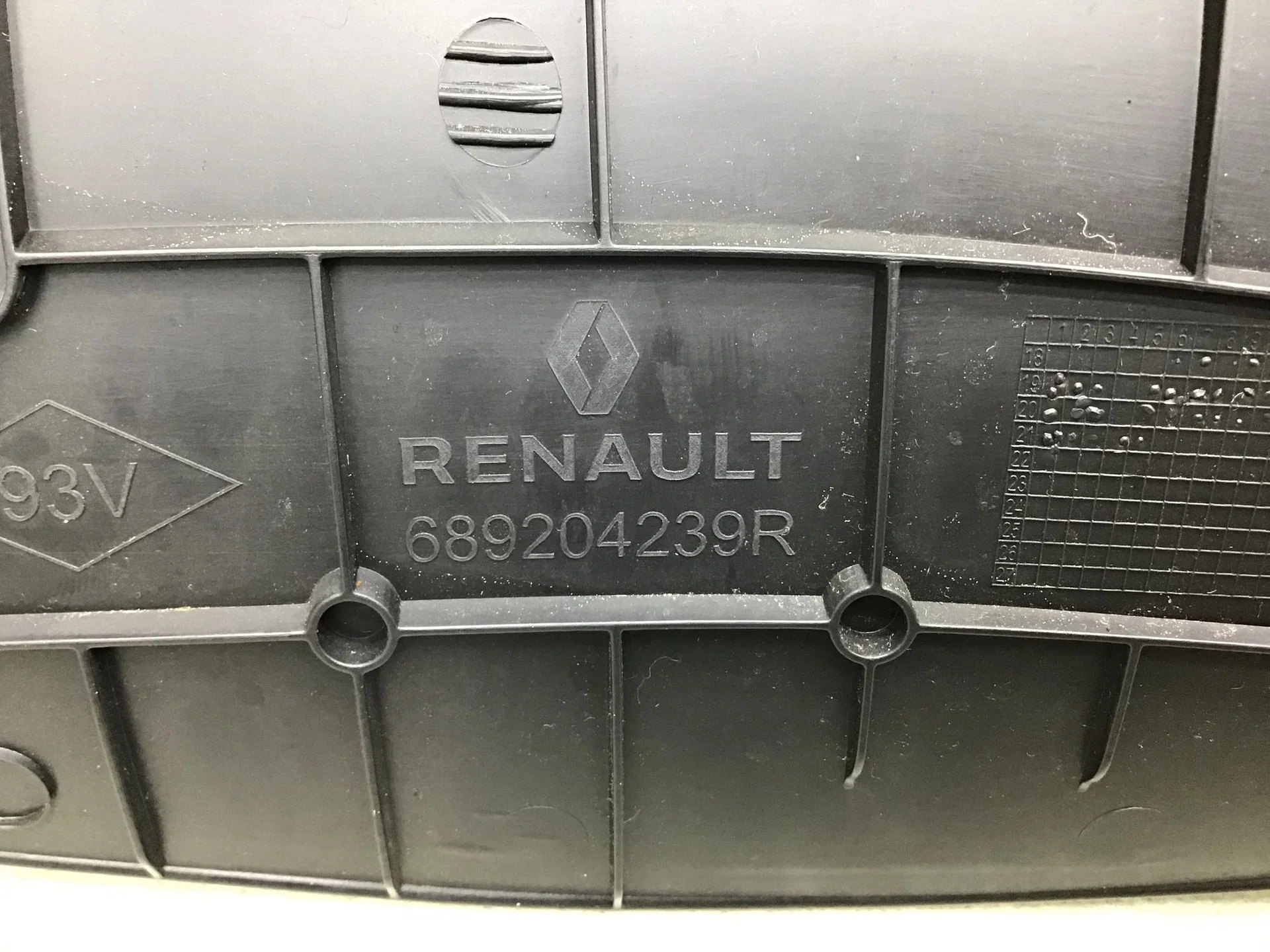 Накладка (кузов внутри), Renault Duster II 2021> [689204239R] - миниатюра 7