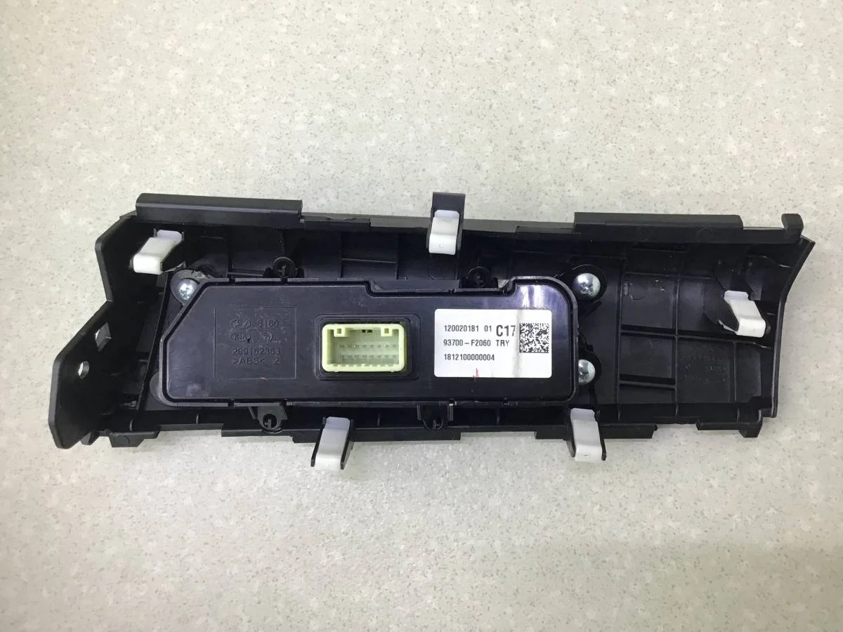 Блок кнопок Hyundai Elantra (AD) 2015> [93700F2060] - миниатюра 7