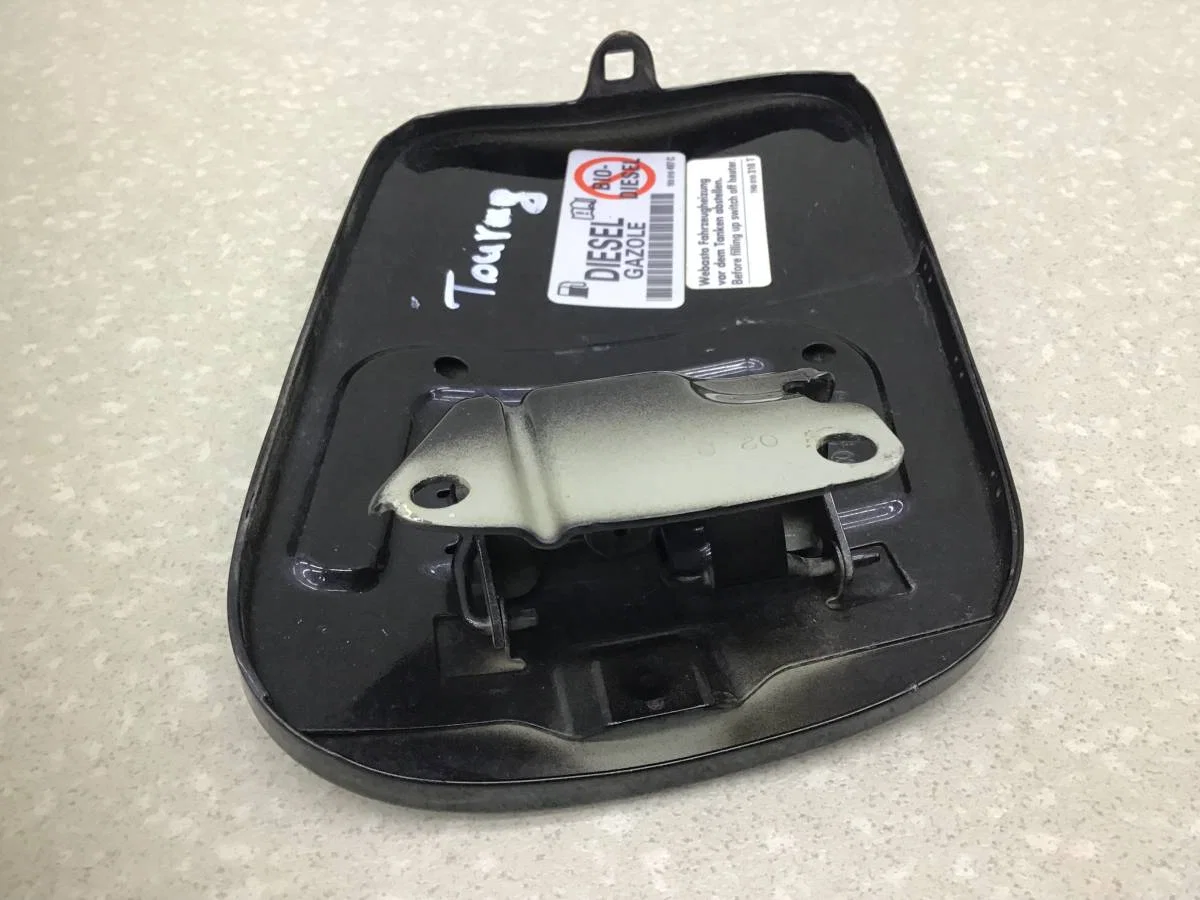Лючок бензобака Volkswagen Touareg (7L) 2002-2010 [7L6809905B] - миниатюра 8