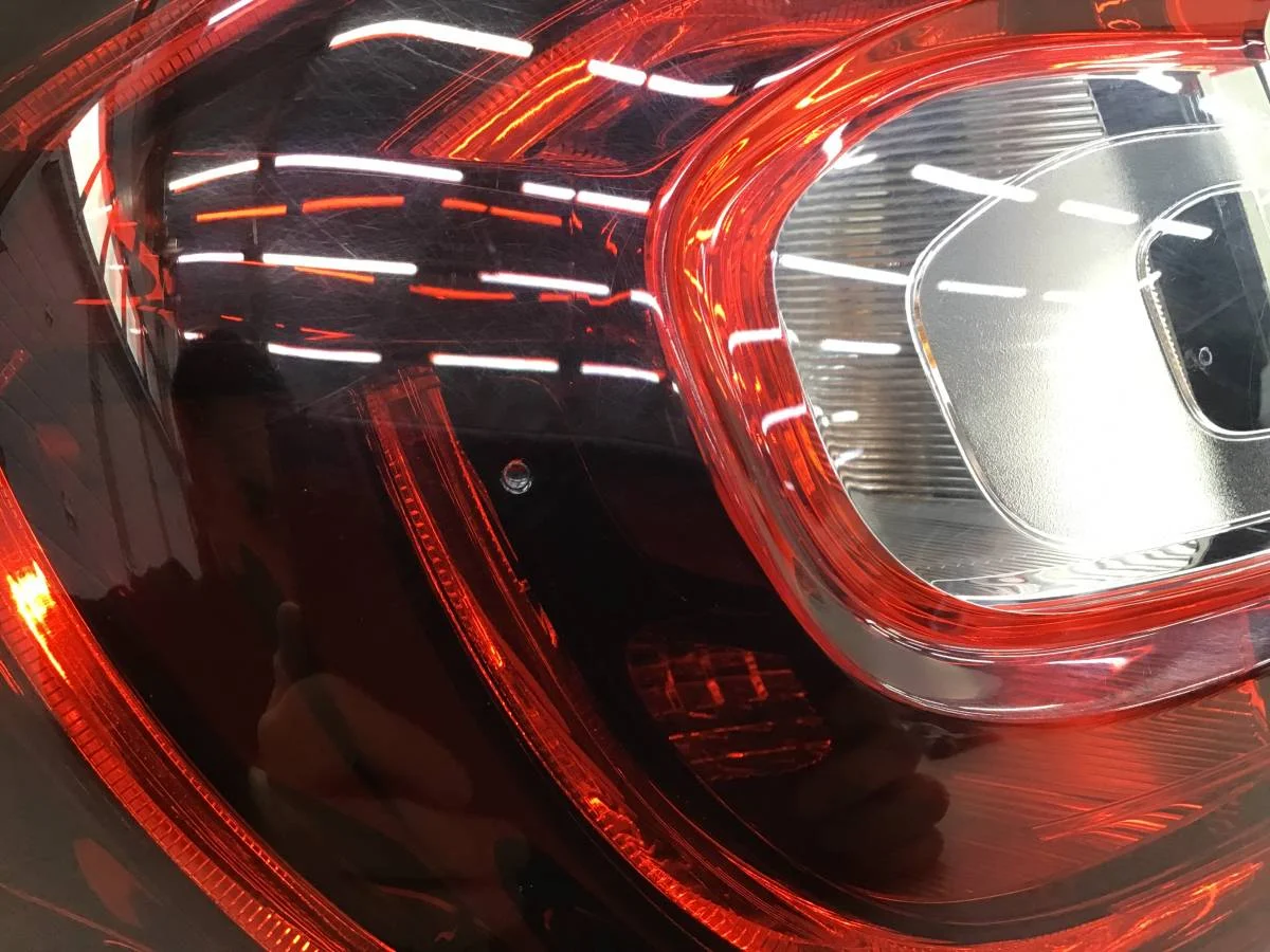Фонарь задний наружный левый Renault Kaptur (1) 2016-2022 [265557849R] - миниатюра 4