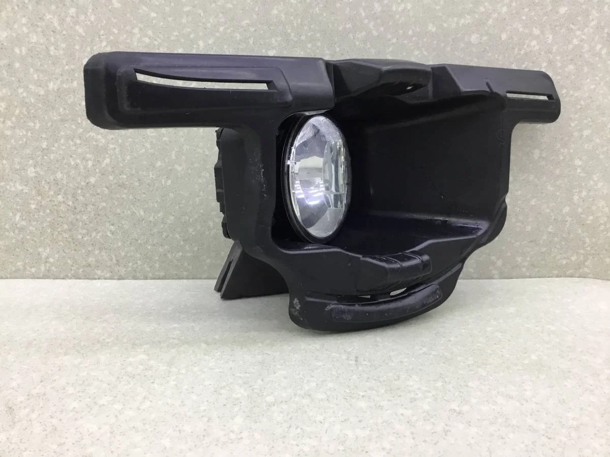 Фара противотуманная правая Renault Sandero 2 (5S) 2012-2022 [261500097R] - миниатюра 2