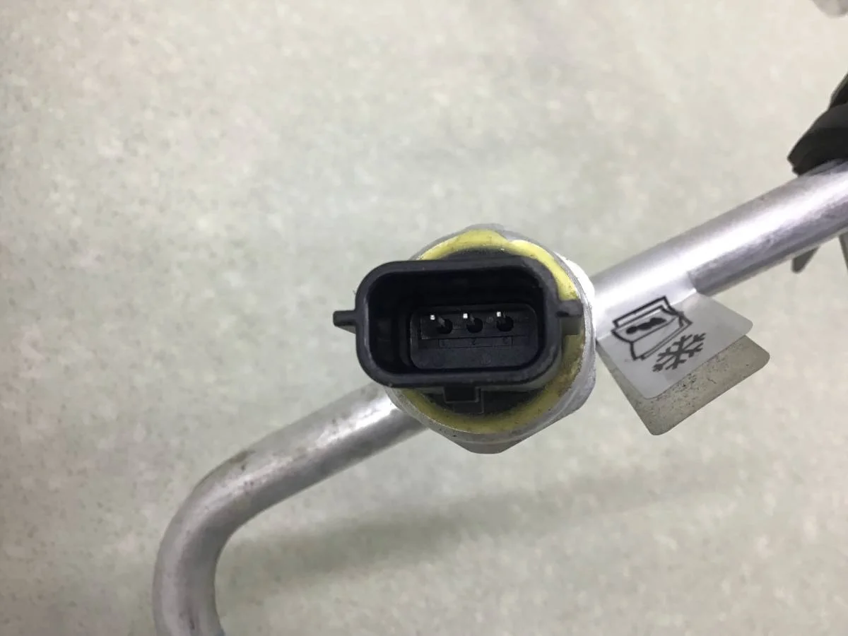 Трубка кондиционера Renault Kaptur (1) 2016-2022 [924400751R] - миниатюра 6