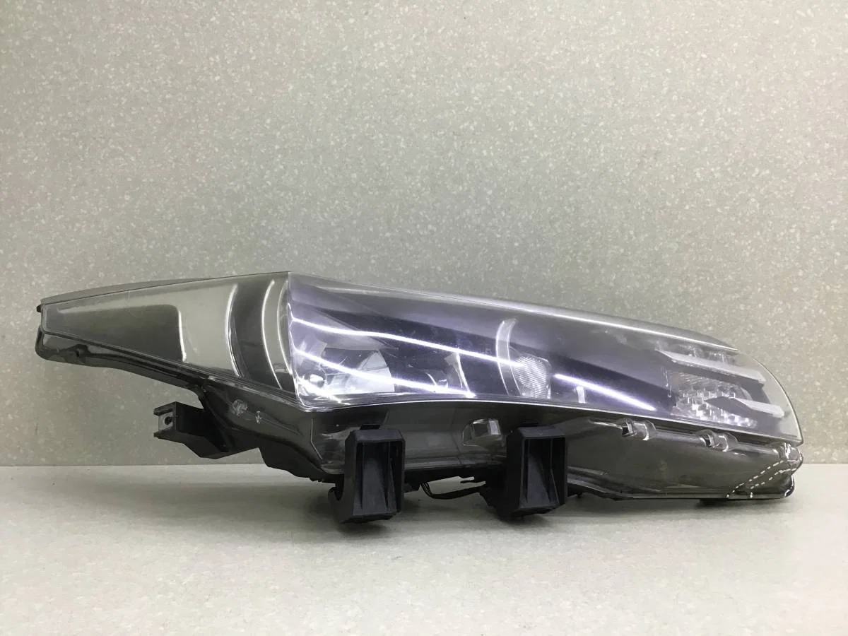 Фара правая Toyota Corolla (NRE180) 2013-2019 [8111002E71] - миниатюра 5