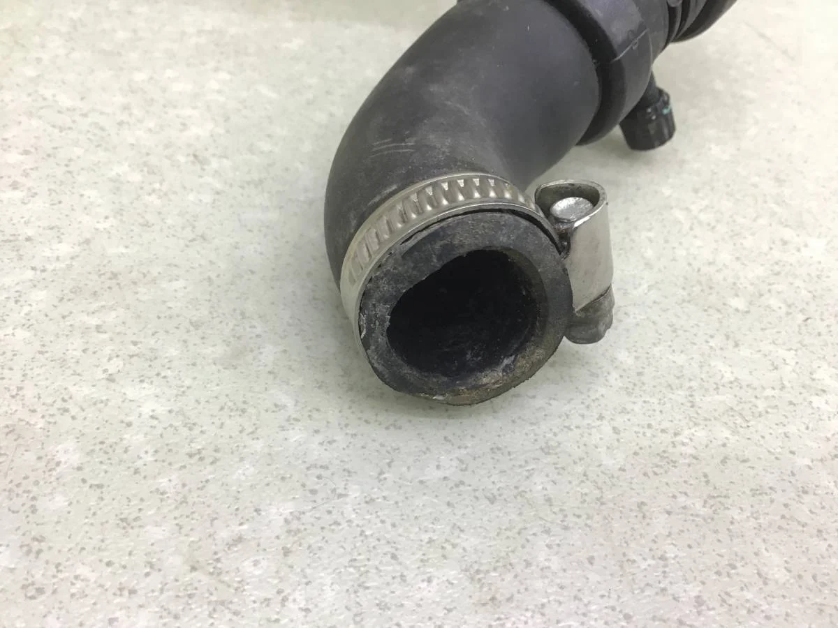 Патрубок отопителя Renault Logan (1) 2005-2014 [6001548891] - миниатюра 3