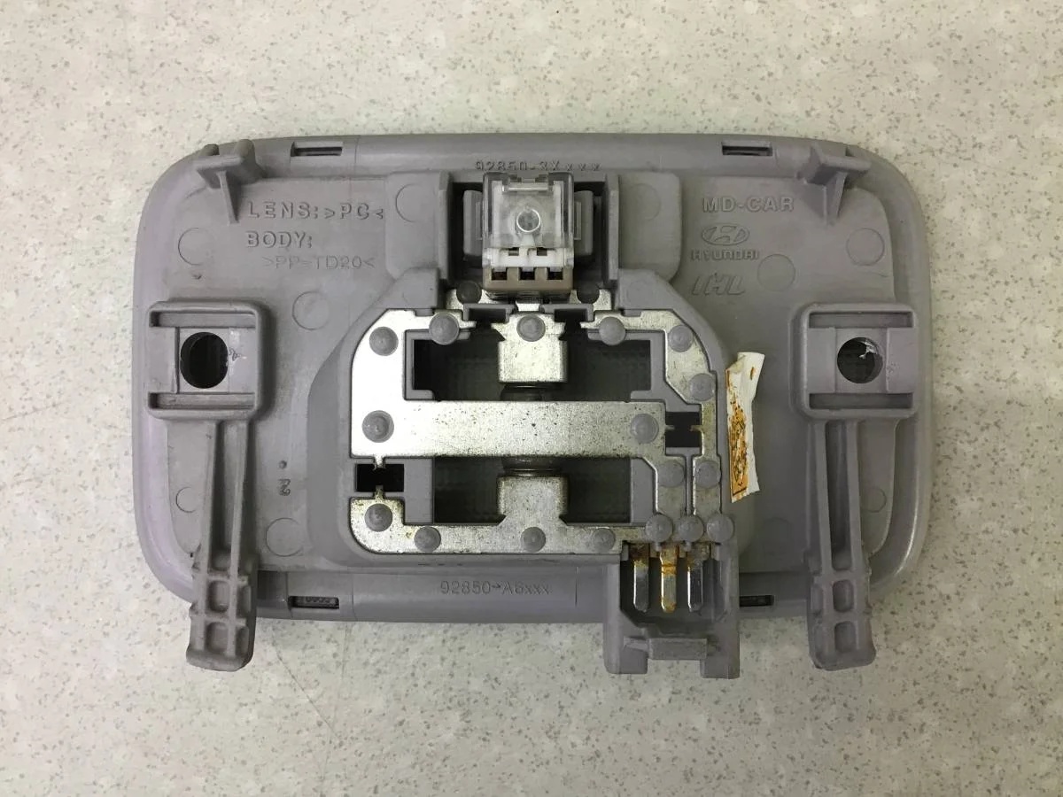 Плафон салонный Kia Ceed (JD) 2012-2018 [92850A6000] - миниатюра 6