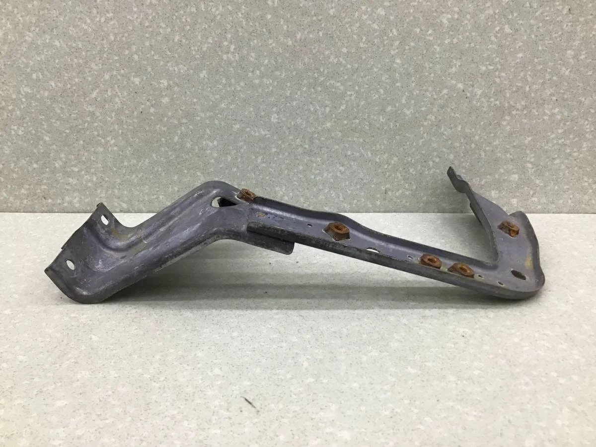 Кронштейн Toyota Rav 4 (A30) 2006-2013 - миниатюра 8