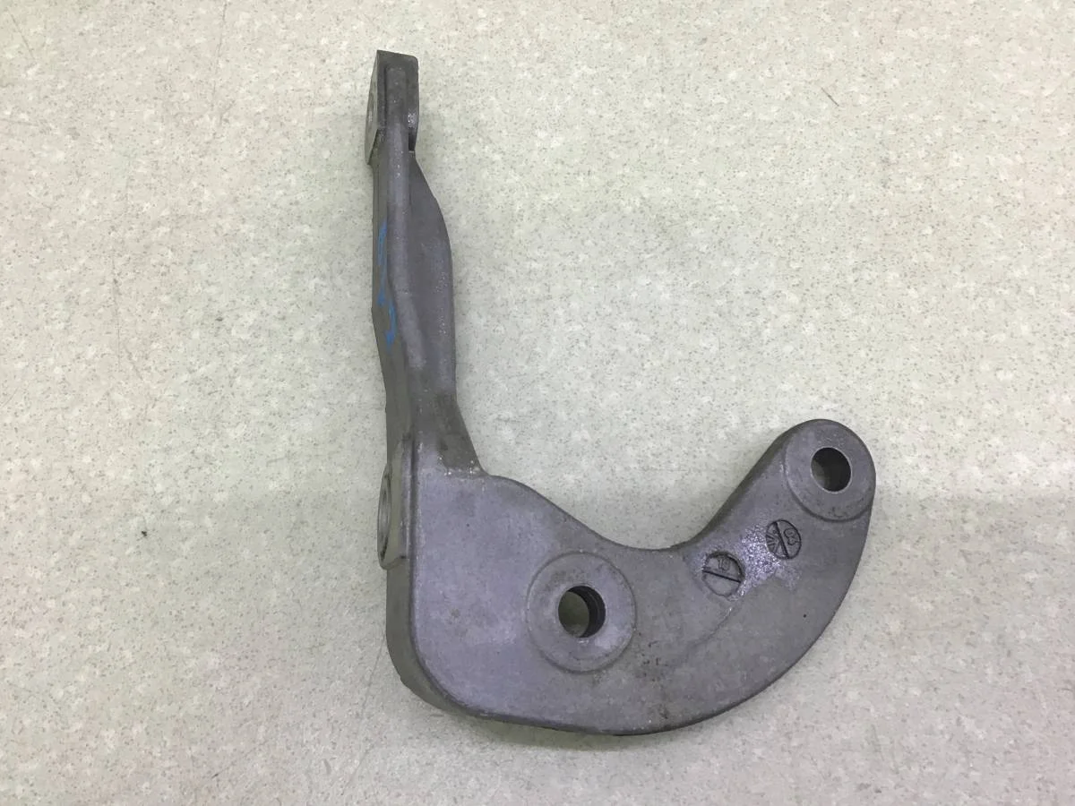 Кронштейн КПП Renault Kaptur (1) 2016-2022 [339305631R] - миниатюра 3