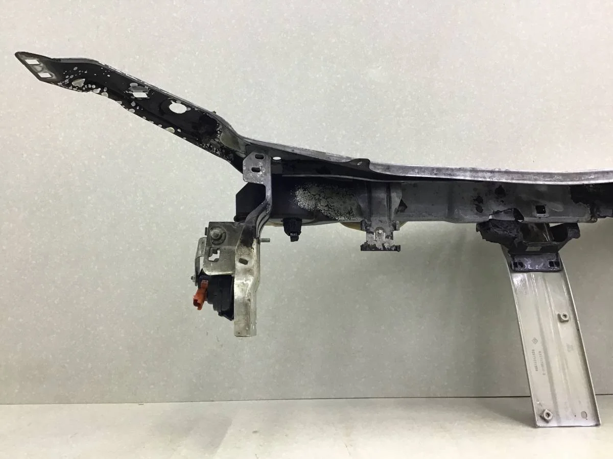 Панель передняя Renault Kaptur (1) 2016-2022 [625044501R] - миниатюра 7