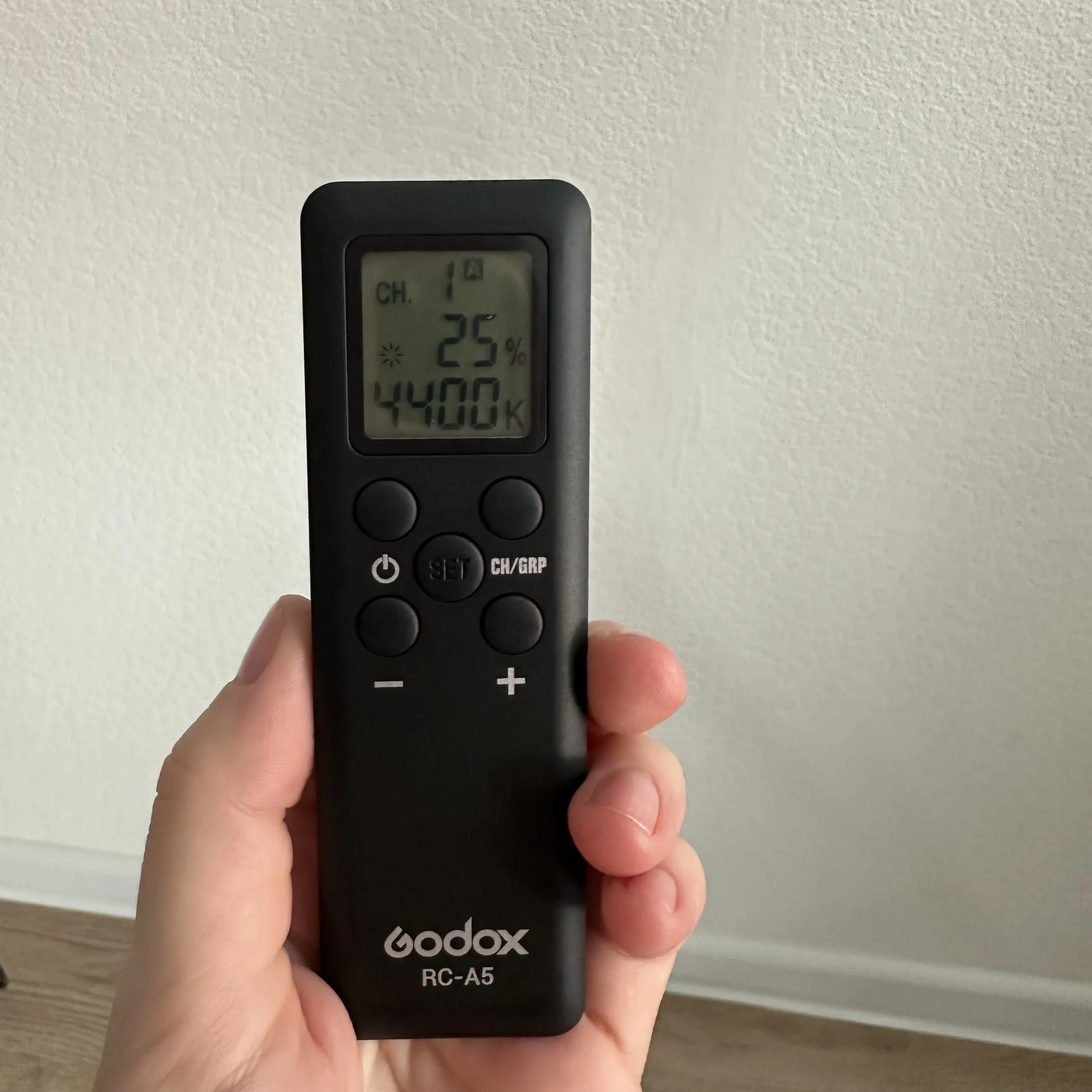 Видеосвет Godox LED308W || + адаптер + пу - миниатюра 3