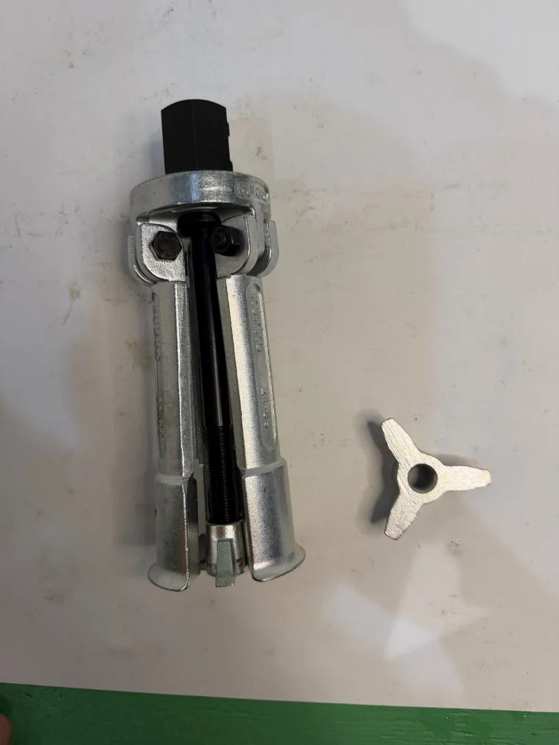Съёмник ZF EXTRACTING DEVICE 5870300019 - миниатюра 2