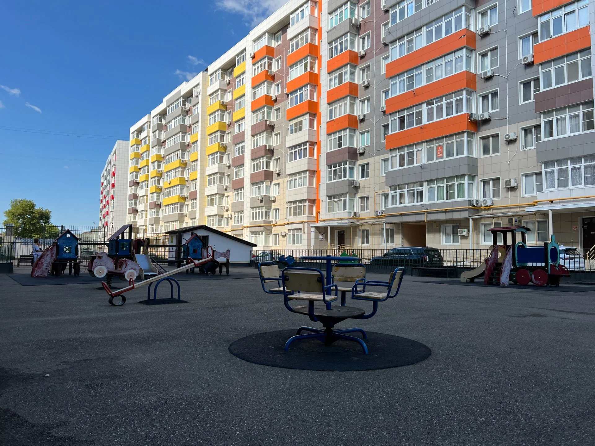 2-х комнатная квартира в ЖК "Радуга" - миниатюра 36