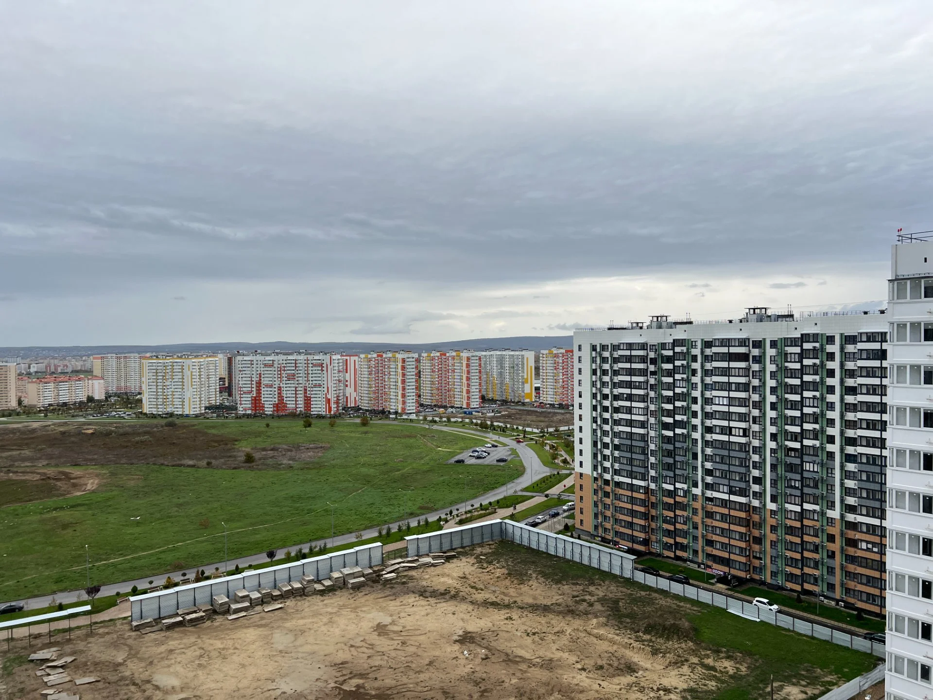 1-комнатная квартира в ЖК "Морская горгиппия" - миниатюра 12