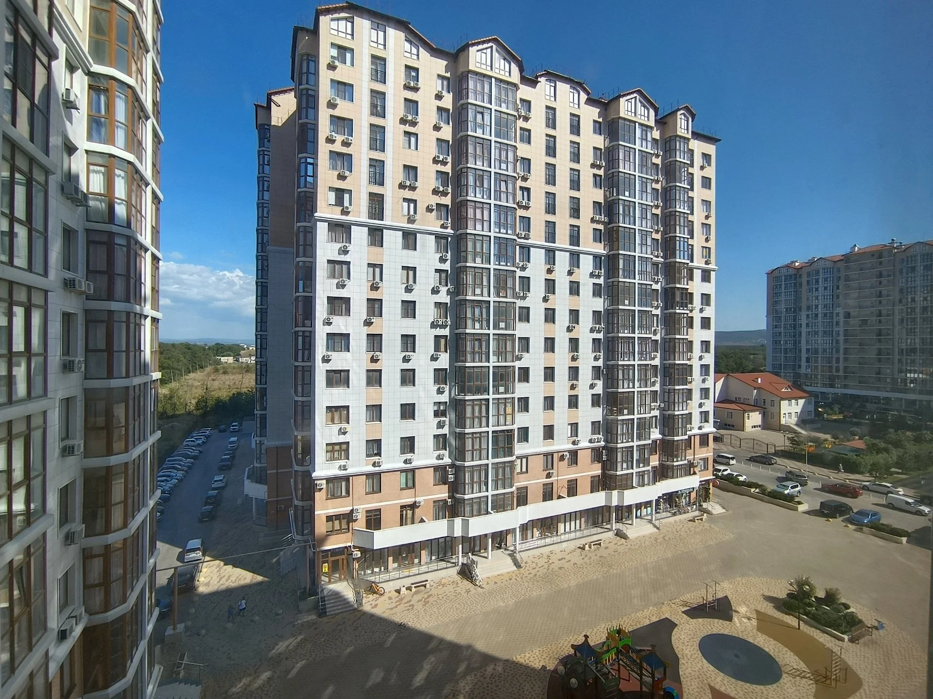Продается 1 ком квартира 36 кв.м. в Анапе - миниатюра 32