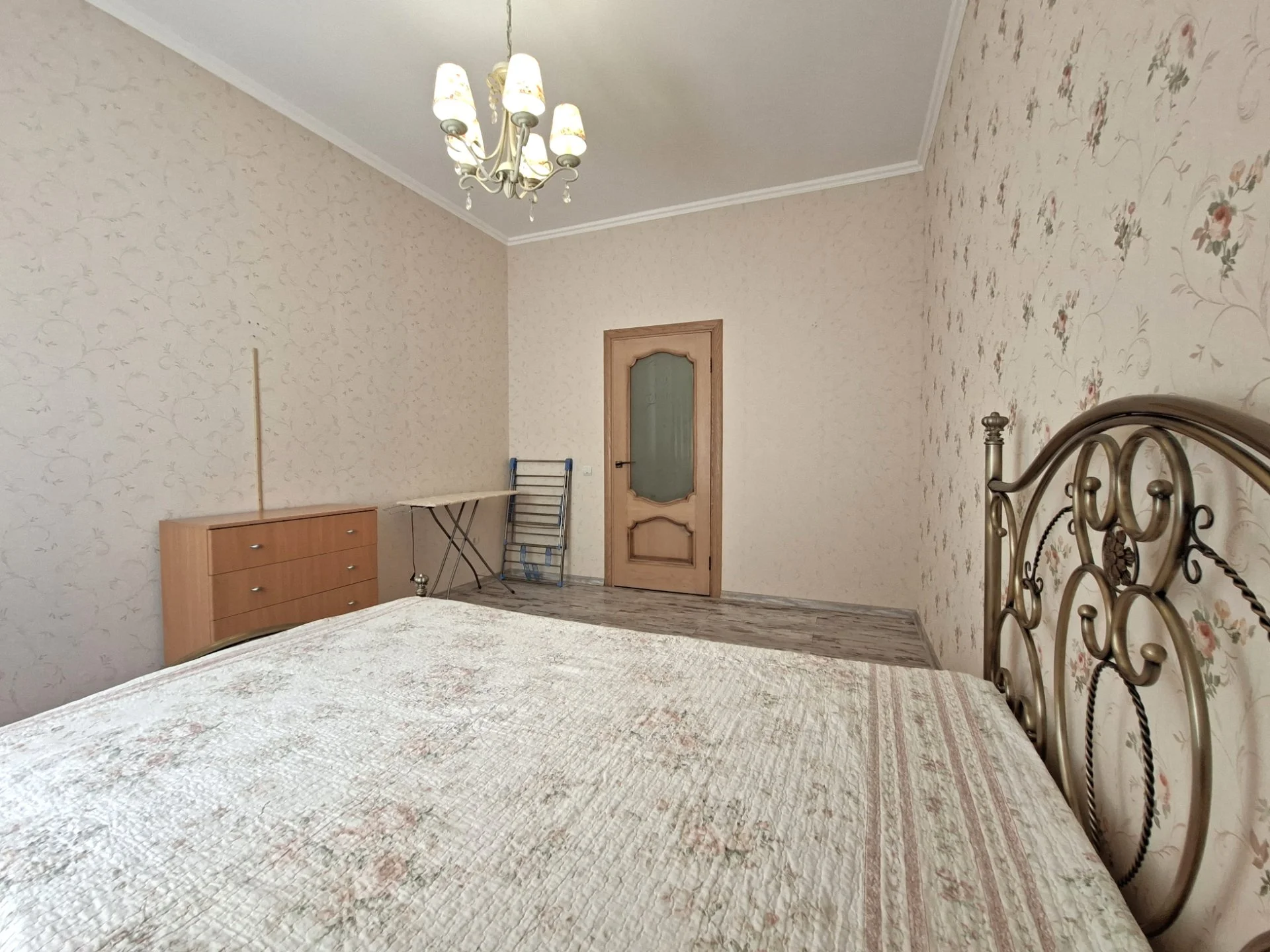 Продаётся 2х ком квартира в Центре Анапы - миниатюра 5