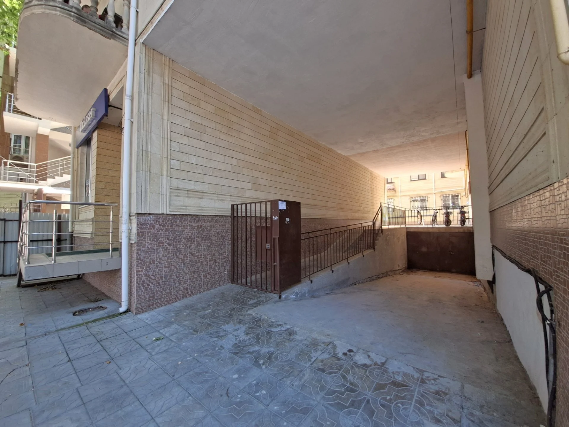 Продаётся 2х ком квартира в Центре Анапы - миниатюра 32
