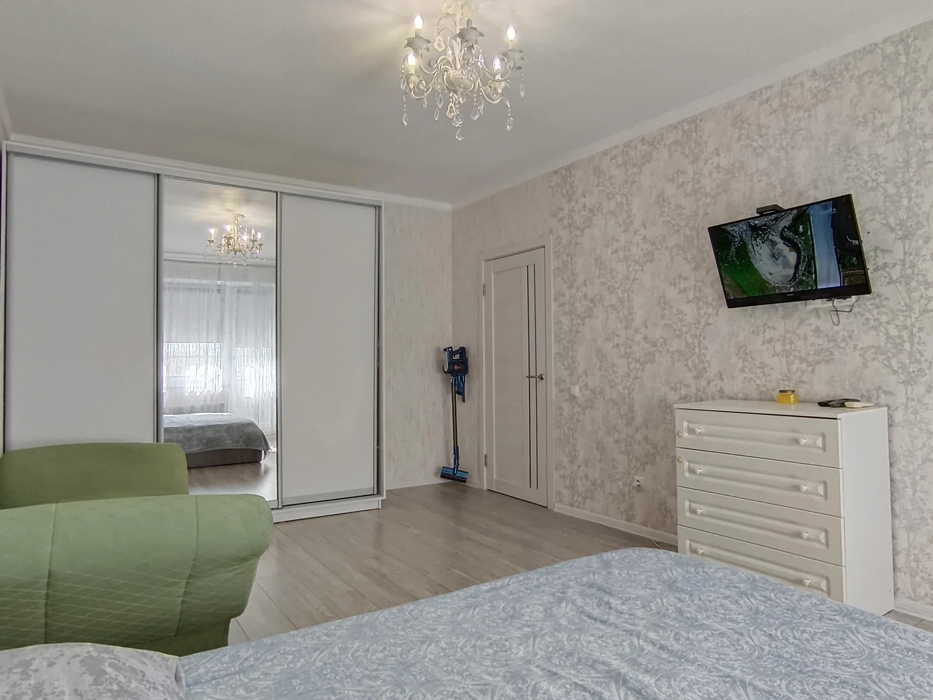 Продается 2х ком квартира 8(928)429 94 99 Оксана - миниатюра 4