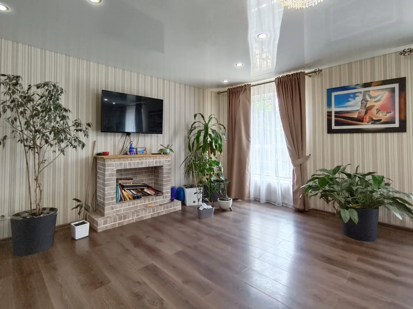 Уютный дом 279 кв.м. на 11 сотках - миниатюра 25
