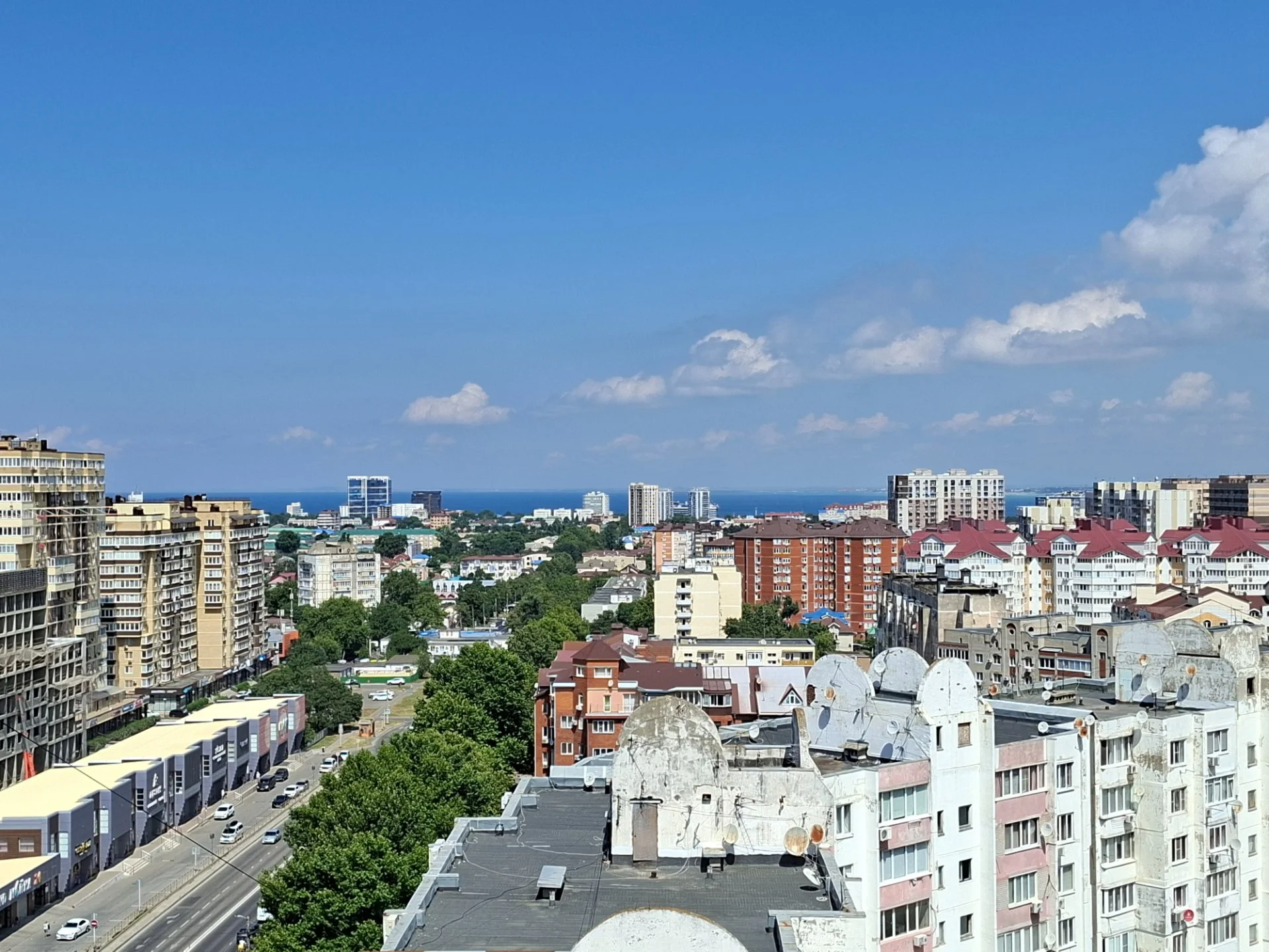 Продается уютная 2х ком квартира 70 кв.м. - миниатюра 2